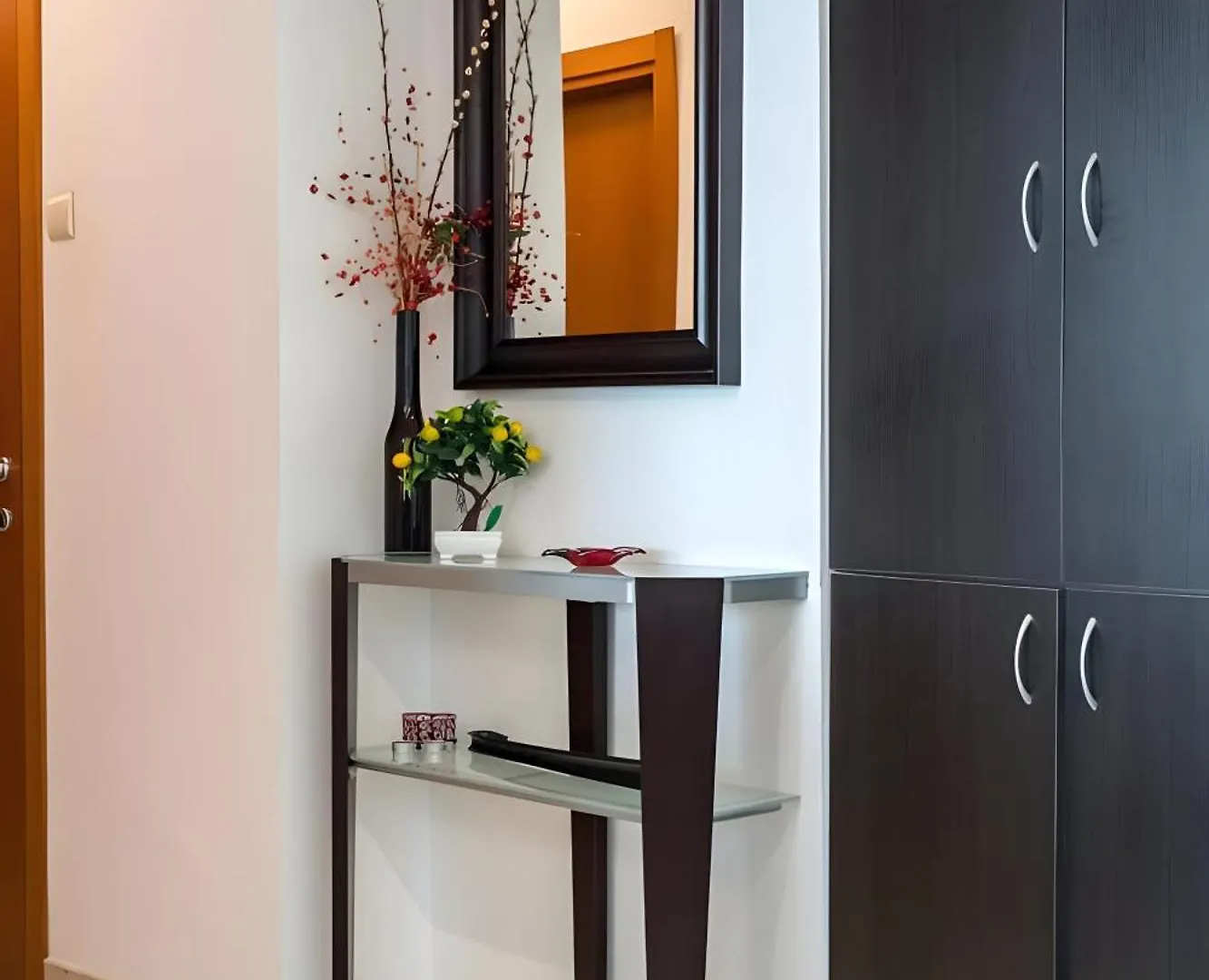 Landmark & City - 2Bdr Spacious And Comfy Flat With Amazing Views Boekarest 0*,