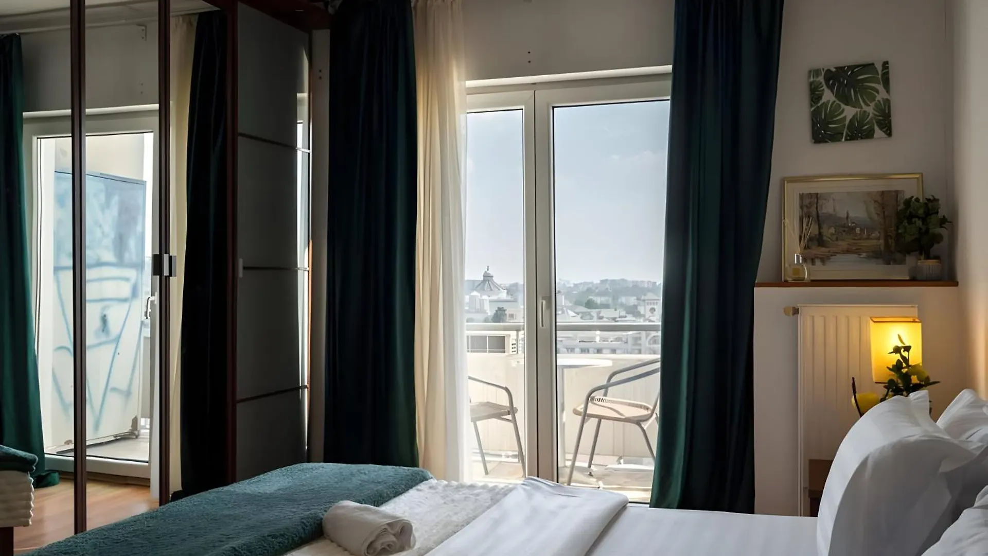 Landmark & City - 2Bdr Spacious And Comfy Flat With Amazing Views 부쿠레슈티